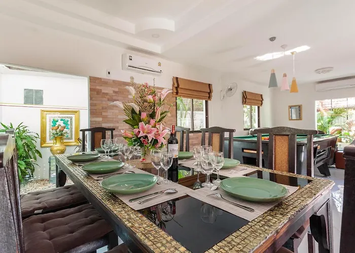 Madee Villa - Pattaya Holiday House Walking Street 6 Bedrooms