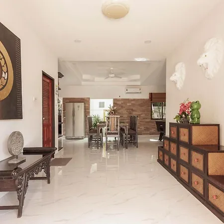 Madee Villa - Pattaya Holiday House Walking Street 6 Bedrooms Exterior photo