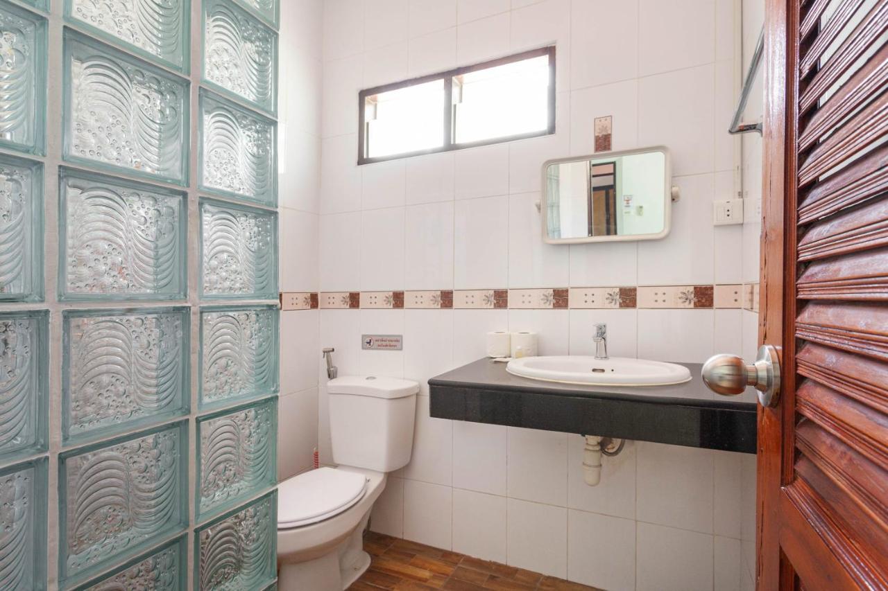 Madee - House Walking Street 6 Bedrooms Паттайя