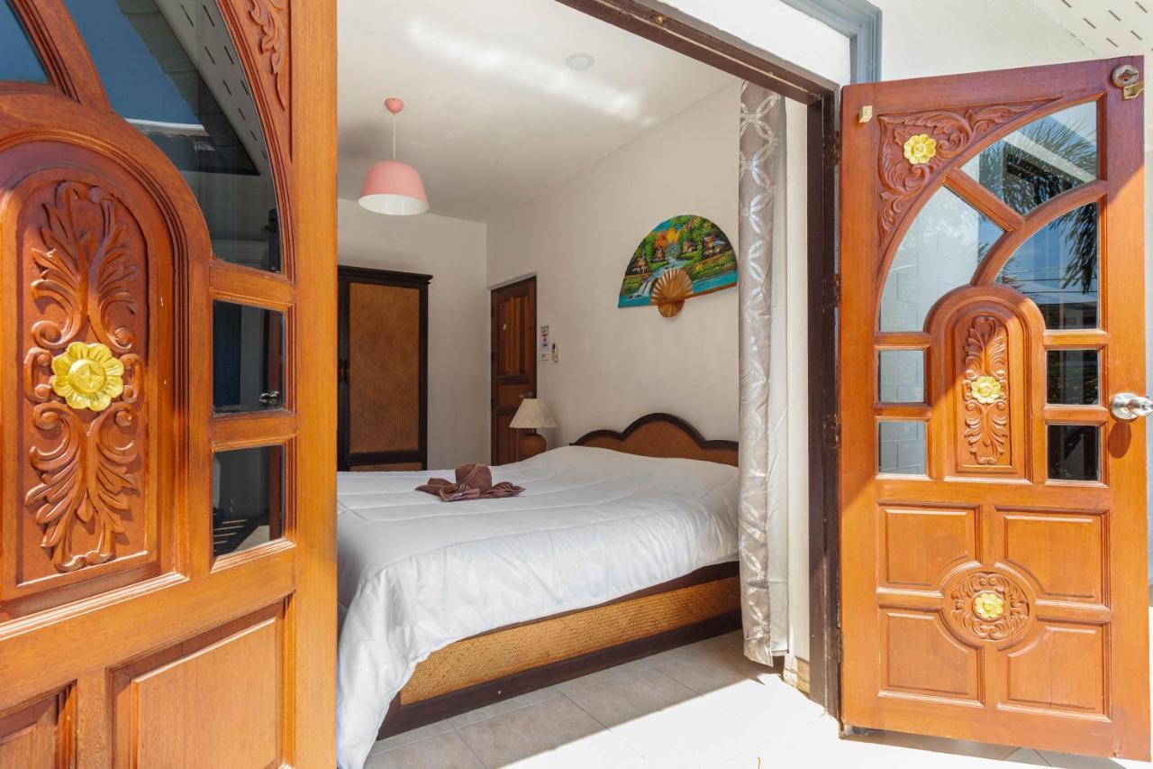 Madee - House Walking Street 6 Bedrooms * Паттайя